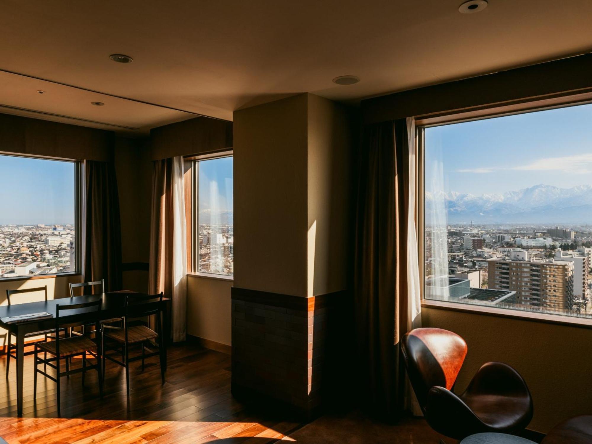 Oarks Canal Park Hotel Toyama Exterior foto